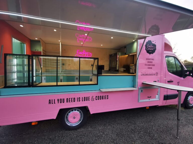 Aménagement food truck Atelier Cookies en Bretagne 3