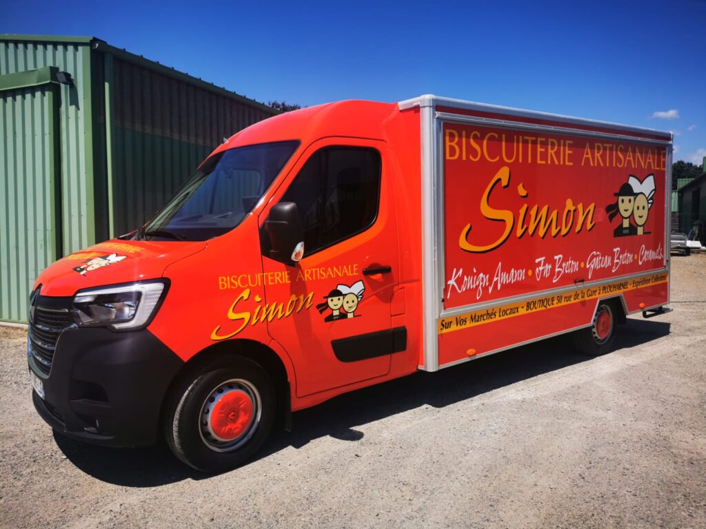 Aménagement food truck Biscuiterie Simon pour marché 1