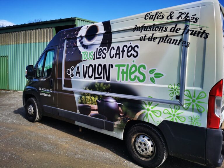 Aménagement food truck Café À Volon'Thés en Bretagne 1