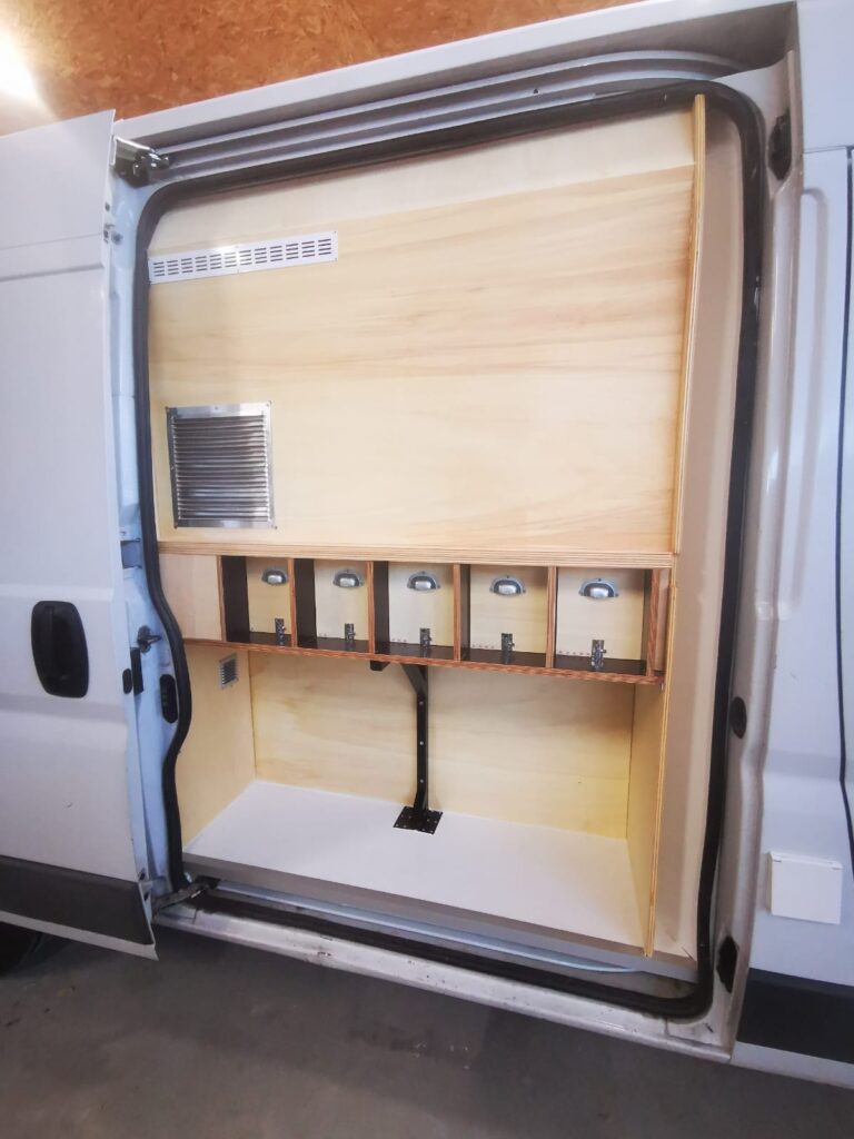 Aménagement food truck Café À Volon'Thés en Bretagne 2