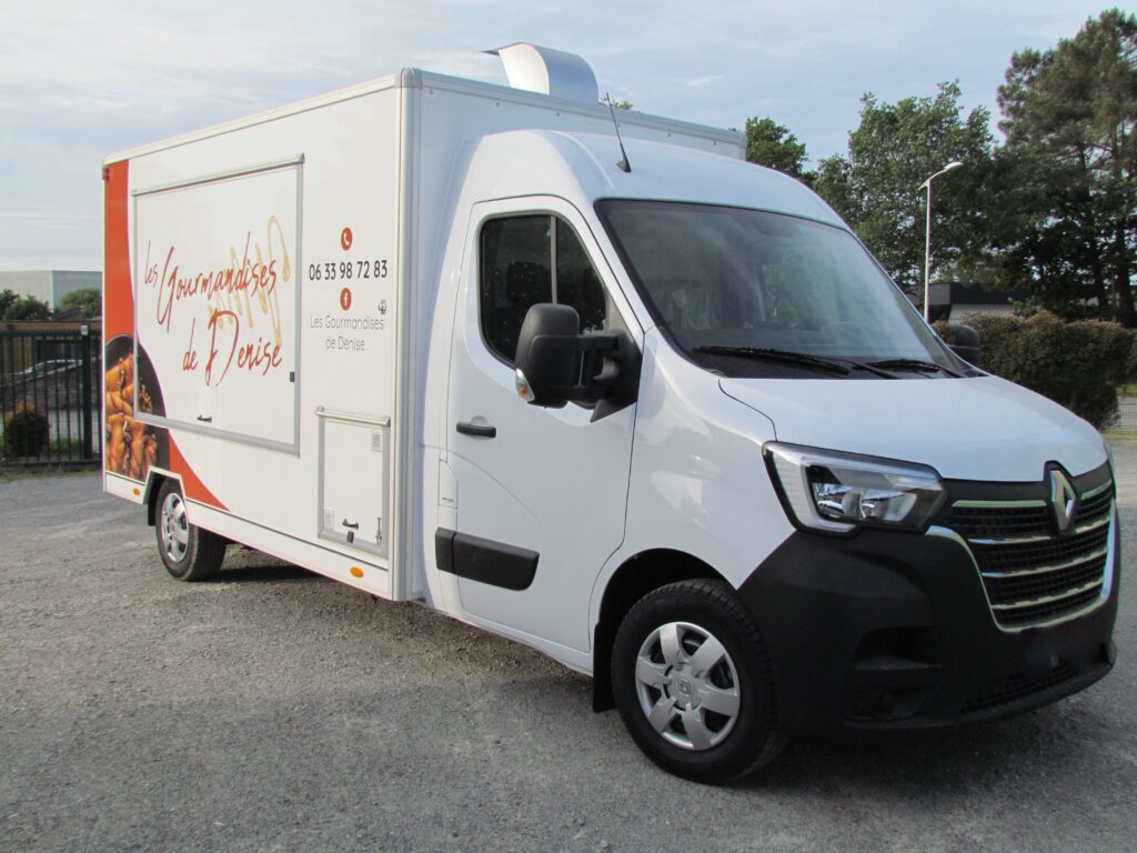 Aménagement food truck crêpes Les Gourmandises de Denise 1