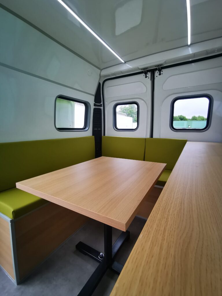 Aménagement food truck Ener'gence Camion Climat 6