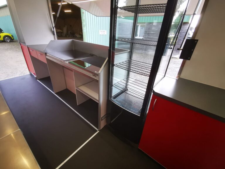 Aménagement food truck JASI TRUCK pour lycée en Bretagne 3