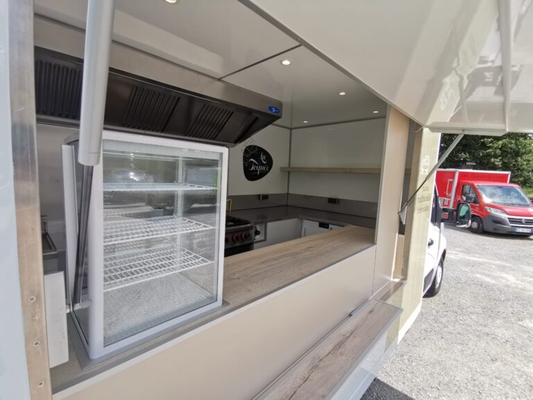 Aménagement food truck La Toquée en Bretagne 5