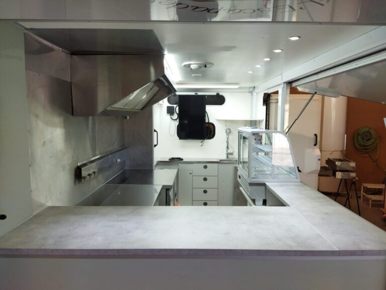 Aménagement food truck LE K'ORIGAN NOMADE en Bretagne 6