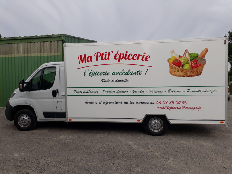 Aménagement food truck MA PTIT' EPICERIE en Bretagne 1