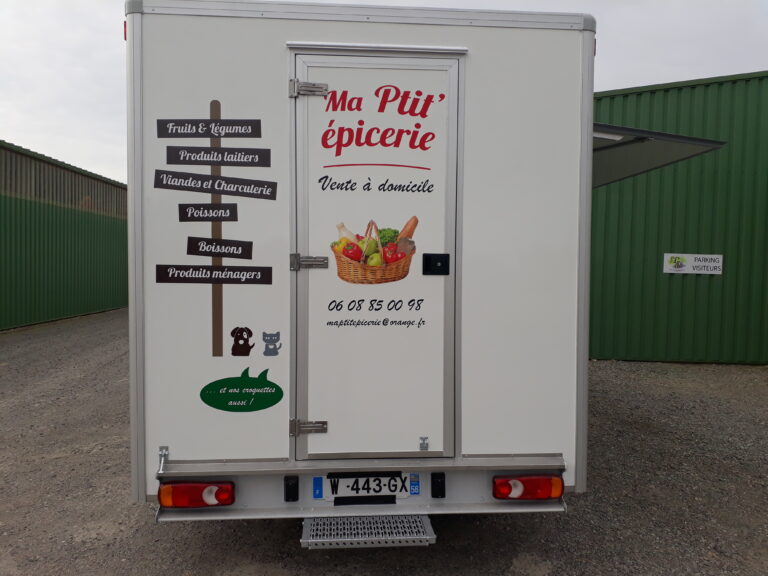 Aménagement food truck MA PTIT' EPICERIE en Bretagne 6