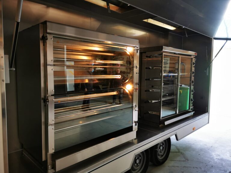 Aménagement food truck rôtisserie en Bretagne 3