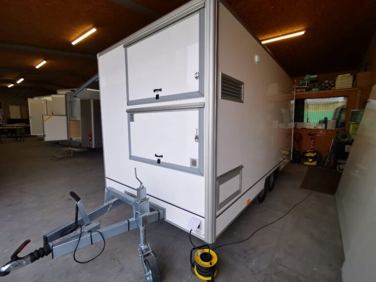Aménagement food truck rôtisserie en Bretagne 5