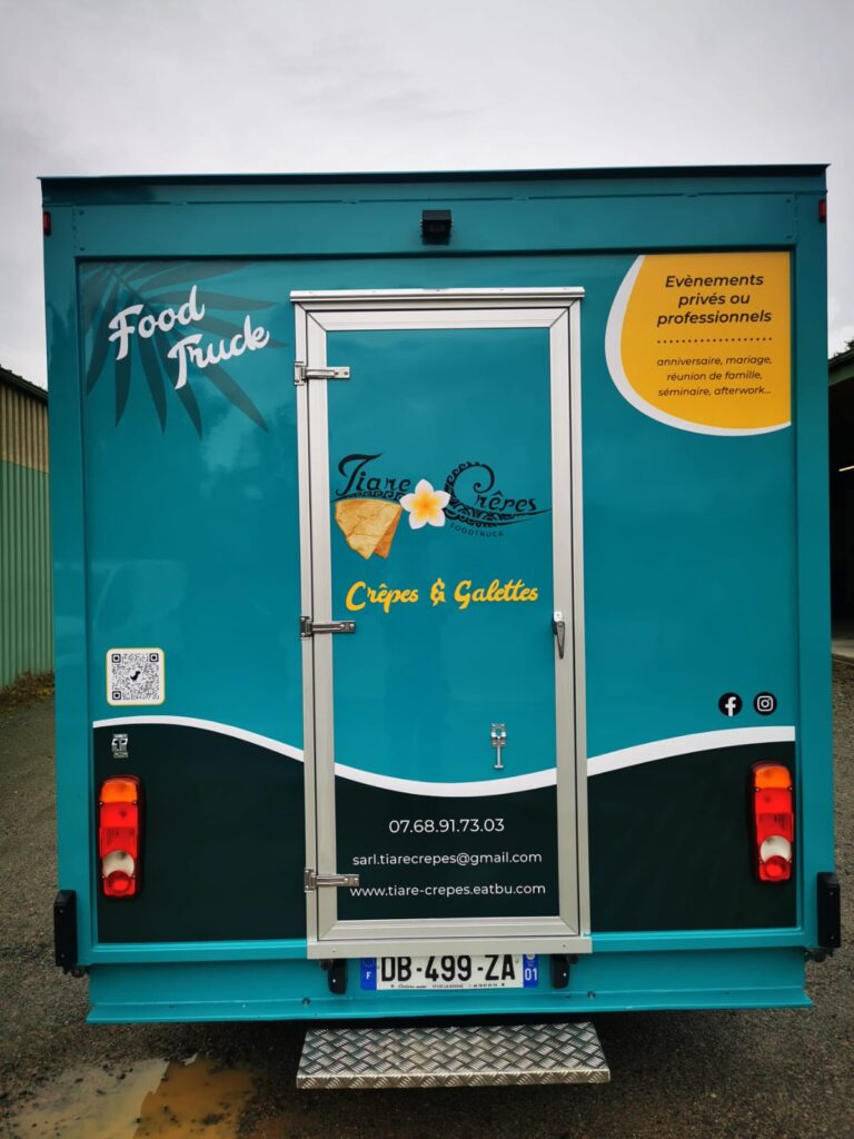 Aménagement food truck TIARÉ CRÊPES en Bretagne 1